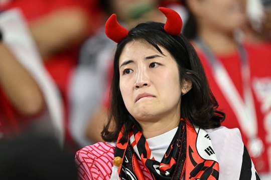 Tangis Suporter Cantik Korea Selatan Pecah usai Dikalahkan Ghana