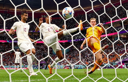 Momen Belanda Lolos ke 16 Besar Usai Singkirkan Qatar 2-0 di Piala Dunia 2022