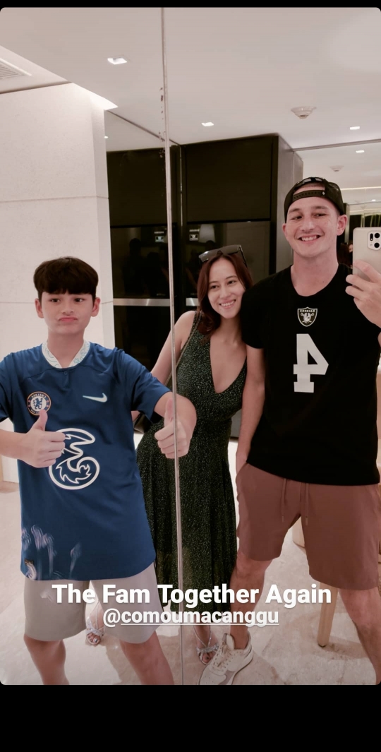 Ganteng! 6 Potret Terbaru Kenzou Anak Tamara Bleszynski, Kini jadi Anak Bujang