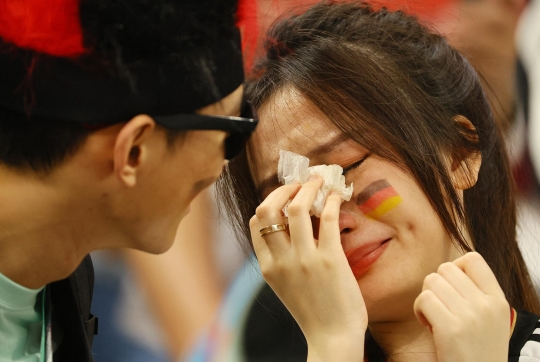 Suporter Cantik Menangis usai Jerman Tersingkir di Piala Dunia 2022