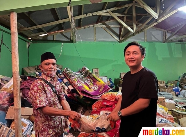 Tak diketahui publik, ternyata Raffi diam-diam memberikan bantuan untuk para korban gempa di Cianjur. Bantuan tersebut dititipkan Raffi kepada manajernya.