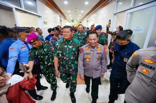 Saat Kapolri Kawal Calon Panglima TNI