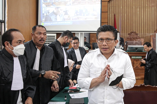 Ekspresi Ferdy Sambo Usai Dicecar Hakim di Sidang Richard Eliezer