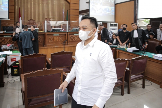 Ekspresi Ferdy Sambo Usai Dicecar Hakim di Sidang Richard Eliezer