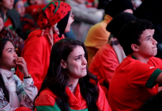 Saat Air Mata Suporter Maroko Basahi Akhir Semi Final Piala Dunia 2022