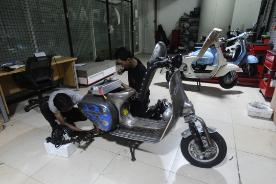 Subsidi Rp6,5 Juta untuk Mempercepat Konversi Motor Bensin ke Listrik