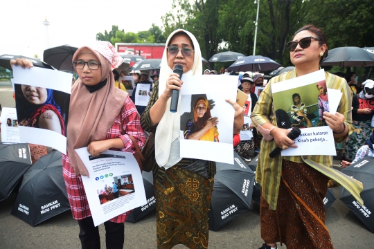 Aksi Pekerja Rumah Tangga Dukung Pengesahan RUU PPRT di Hari Ibu