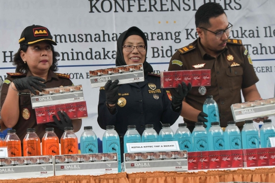 Bea Cukai Musnahkan Rokok dan Miras Ilegal Senilai Rp4,66 Miliar