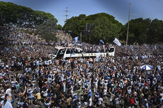 Jutaan Suporter Argentina Larut dalam Pesta Juara Piala Dunia