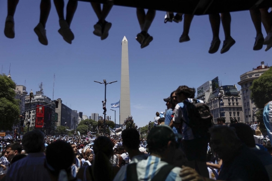 Jutaan Suporter Argentina Larut dalam Pesta Juara Piala Dunia
