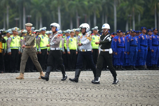 Ratusan Ribu Pasukan TNI-Polri Siap Amankan Natal dan Tahun Baru