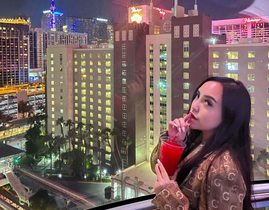 7 Momen Keseruan Salmafina Sunan Liburan di Las Vegas, Penampilannya Bikin Salfok