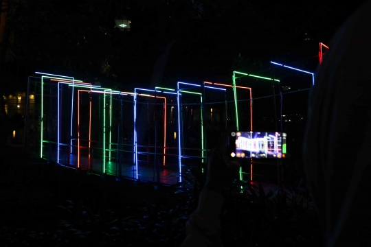 Warna-Warni Jakarta Light Festival di Taman Sumenep