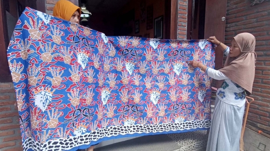 Penampakan Batik Motif Tragedi Kanjuruhan