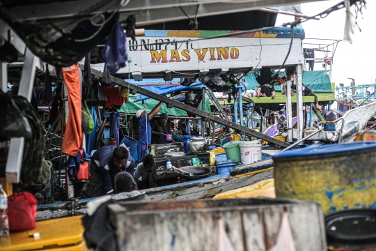 Cuaca Buruk, Nelayan di Muara Angke Libur Melaut