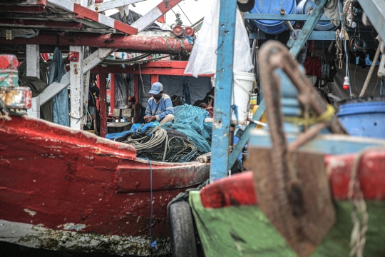 Cuaca Buruk, Nelayan di Muara Angke Libur Melaut