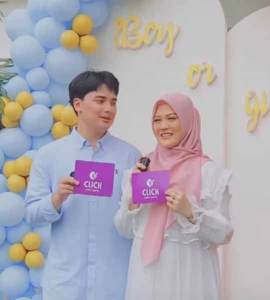 Begini Kemeriahan Gender Reveal Henny Rahman Istri Alvin Faiz