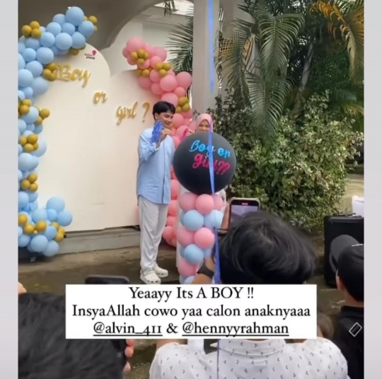 Begini Kemeriahan Gender Reveal Henny Rahman Istri Alvin Faiz