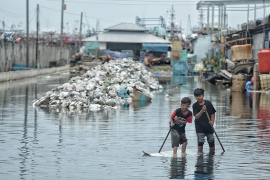 Waspada Banjir Rob di Pesisir Jakarta hingga Akhir Tahun