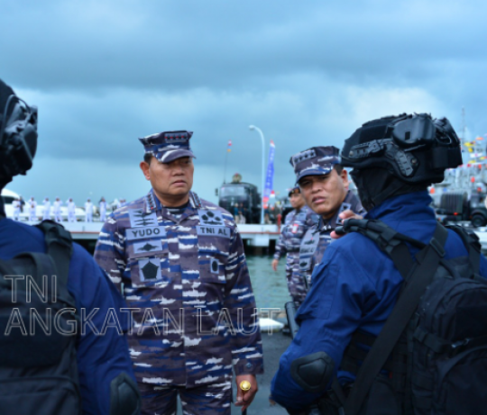 Sebelum Serahkan Tongkat Komando, Panglima TNI-Kasal Berlayar Pakai Kapal Yudhistira