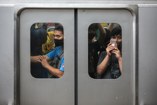 Rencana Pembedaan Tarif KRL untuk Si Kaya dan Si Miskin Tuai Polemik