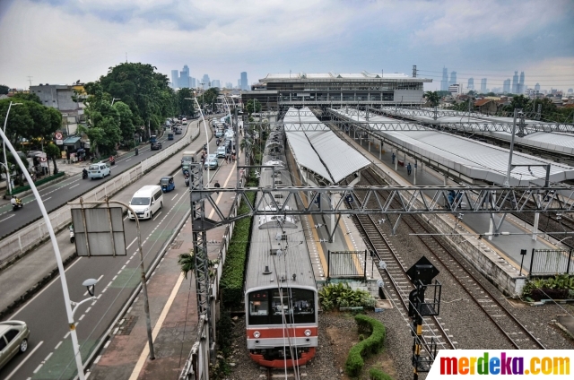 Foto : Kemenhub Berencana Subsidi Silang Tarif KRL Jabodetabek ...