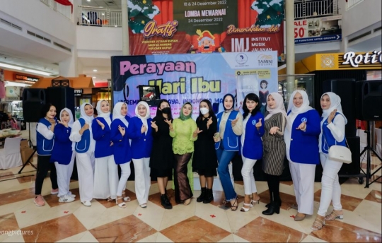 Makeup Class bersama Make Over Jakarta di Perayaan Hari Ibu