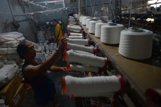 Geliat Industri Pemintal Benang di Sudut Jakarta