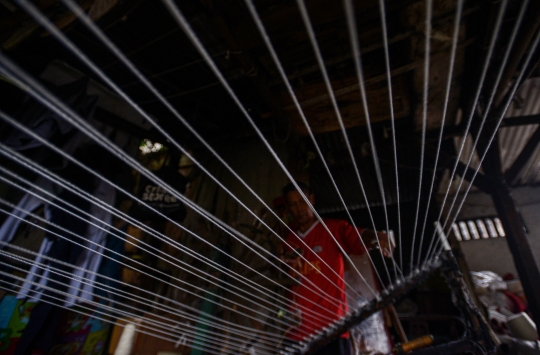 Geliat Industri Pemintal Benang di Sudut Jakarta