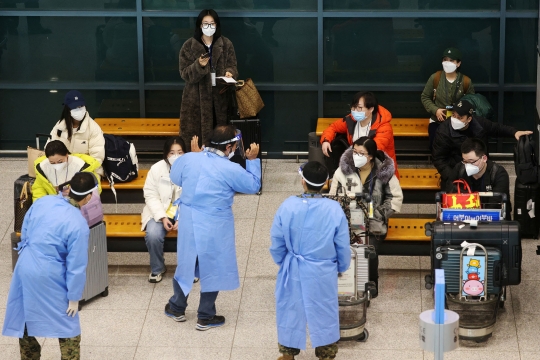 Waspada Lonjakan Covid-19, Korea Selatan Perketat Kedatangan Pelancong Asal China