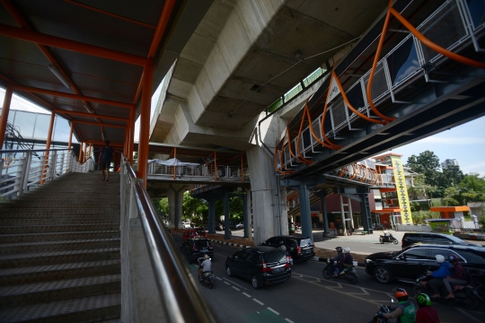Siap Beroperasi, Skywalk Kebayoran Lama Integrasikan Stasiun dan Halte TransJakarta