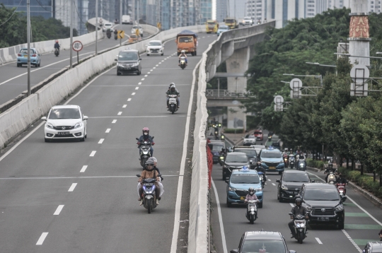 Tilang Manual Kembali Diberlakukan di Jakarta