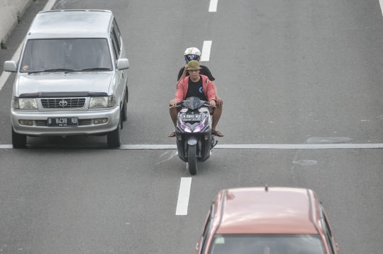 Tilang Manual Kembali Diberlakukan di Jakarta