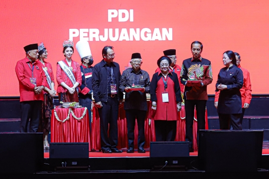 Senyum, Canda dan Sindiran Megawati saat Bicara Capres