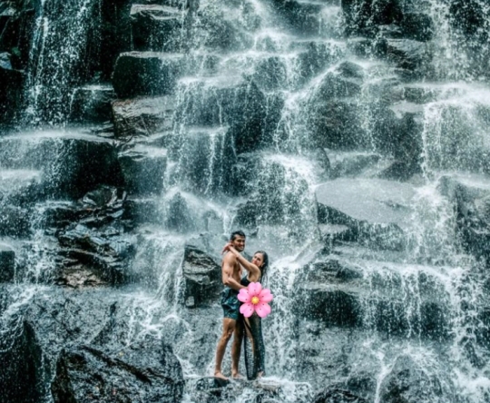 Potret Liburan Wulan Guritono di Bali, Mesra Bareng Pacar
