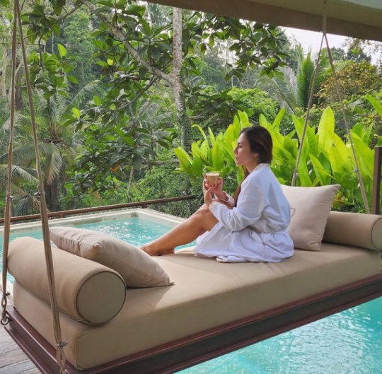 Potret Liburan Wulan Guritono di Bali, Mesra Bareng Pacar
