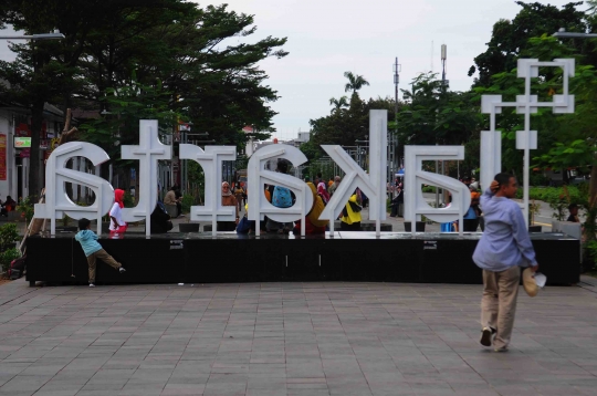 Menikmati Jalan-Jalan Sore di Kawasan Kota Tua