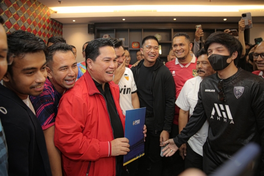 Didukung Kaesang hingga Raffi Ahmad, Begini Momen Erick Thohir Daftar Ketum PSSI