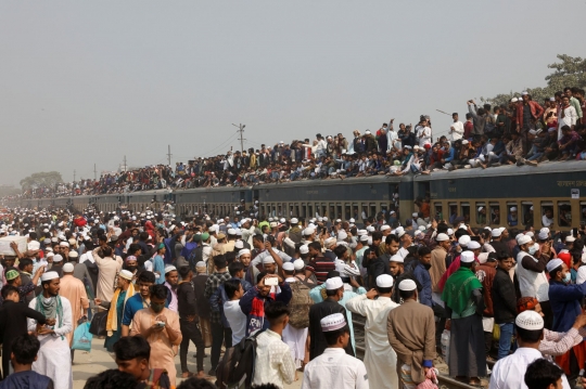 Bak Ibadah Haji, Jutaan Umat Muslim Bersatu di Bangladesh