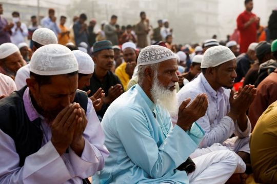 Bak Ibadah Haji, Jutaan Umat Muslim Bersatu di Bangladesh