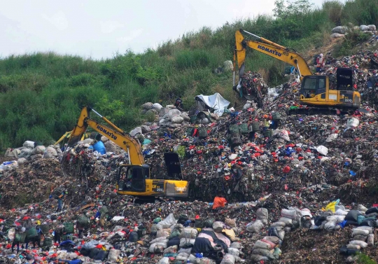 Fasilitas Pengolahan Sampah di Bantargebang Beroperasi pada Februari 2023