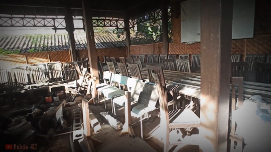 Potret Restoran Mewah Terbengkalai Selama 2 Tahun, Ada Mobil Jeep & Kereta Kuda