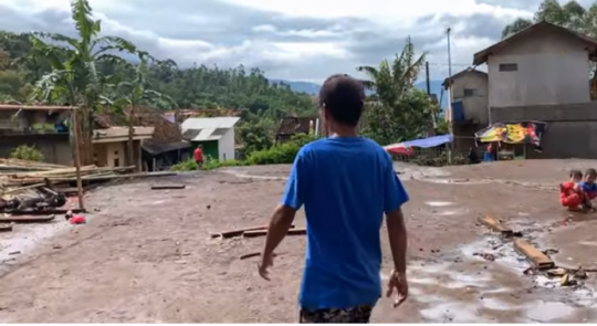 Intip Suasana Desa di Garut Berhawa Sejuk & Asri, Kampungnya Punya Ratusan Anak