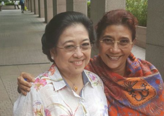 5 Potret Kedekatan Susi dengan Megawati, Ada Momen Dirangkul dan Tersenyum