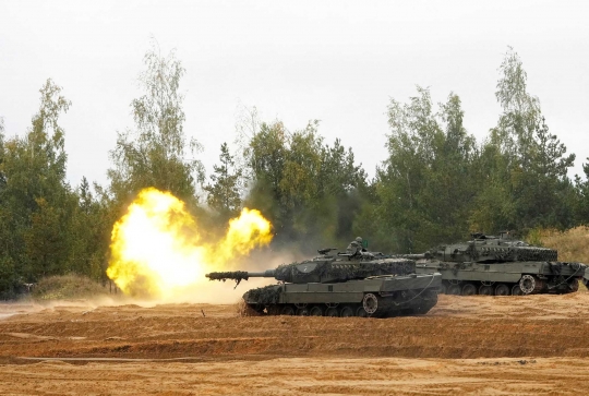 Sangarnya Tank Leopard 2 yang Akan Dikirim Jerman ke Ukraina