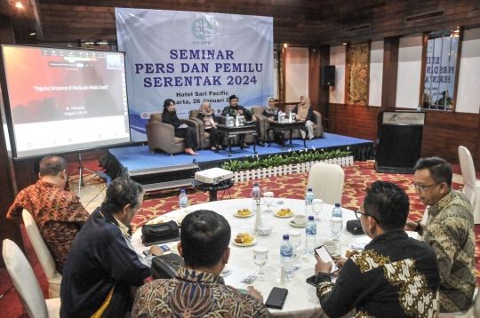 Seminar Pers dan Pemilu Serentak 2024