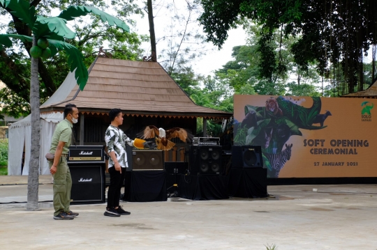 Momen Gibran Atraksi dengan Elang Bondol hingga Dikaitkan Pilgub DKI Jakarta