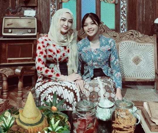 Genap Berusia 14 Tahun, Ini Potret Cantik Zemma Anak Gadis Sahrul Gunawan