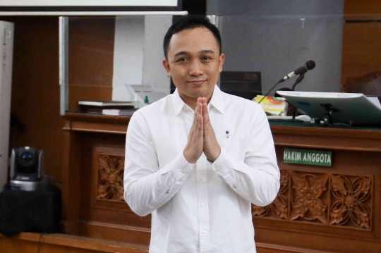 Senyuman Tipis Ricky Rizal Jalani Sidang Duplik Kasus Pembunuhan Brigadir J