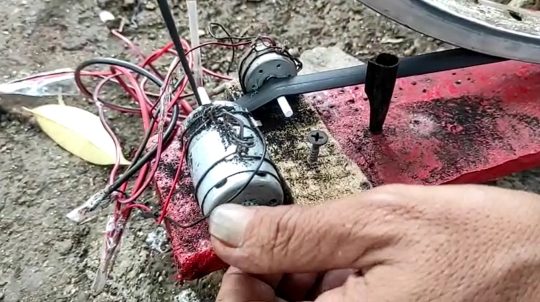 Potret Bayu Aji Manusia Generator Listrik Asal Bandung